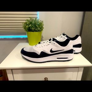 Nike Air Max Golf